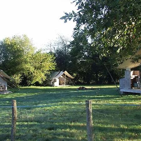 Ferme De La Marliere Hotel Saint-Vincent-en-Bresse Buitenkant foto